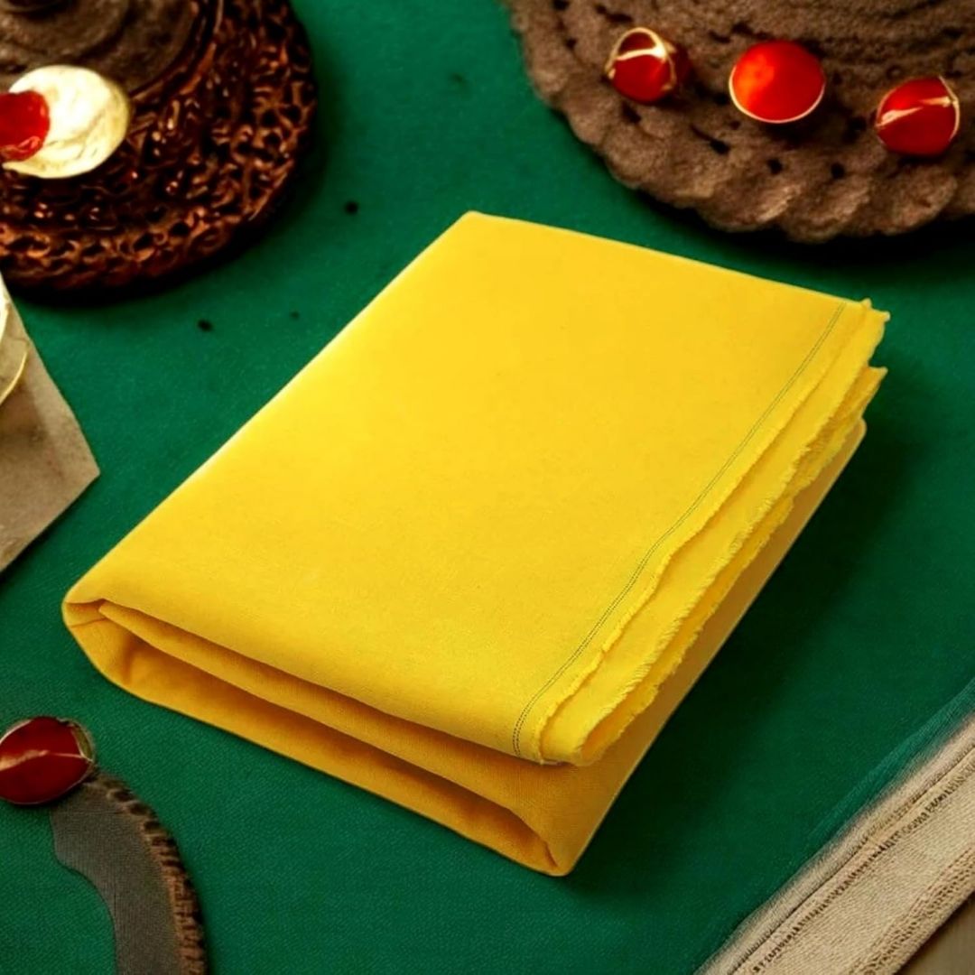 Peela Kapda – Sacred Yellow Cloth for Pooja, Deity Adornment & Rituals
