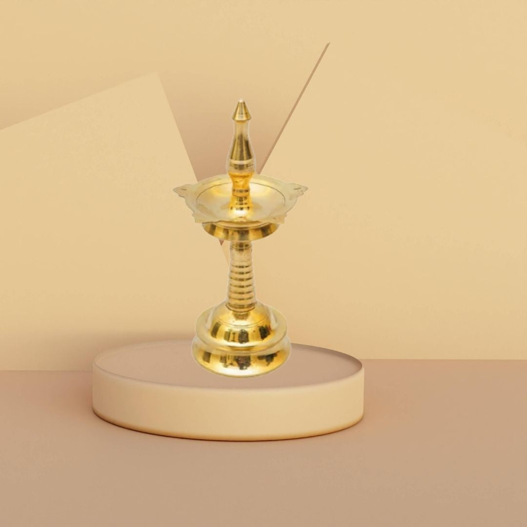 Kerala Deepam Brass – Traditional South Indian Oil Lamp for Prosperity & Pooja