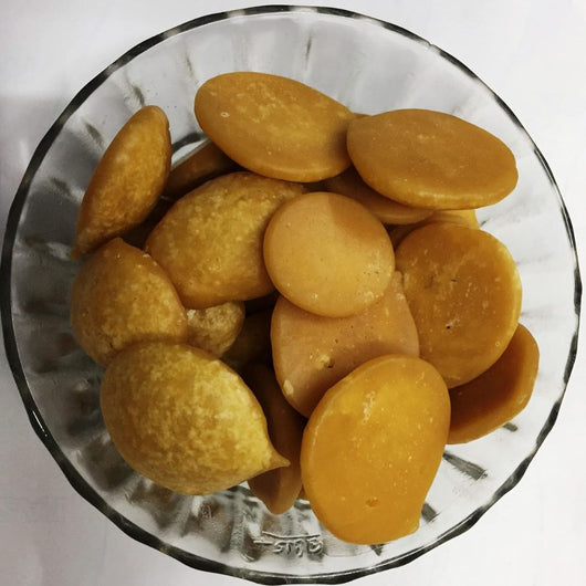 Gudh/Gur Batasa 500gm– Traditional Sweet Offering for Pooja, Hindu Rituals & Religious Ceremonies