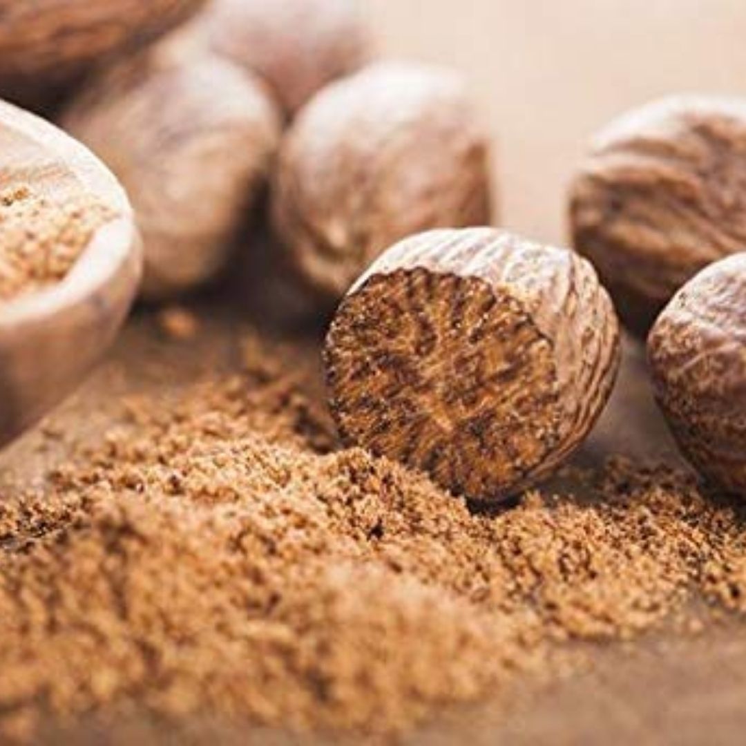 Jaifal Sabut 2N – Sacred Nutmeg for Hindu Puja & Rituals